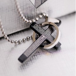 Klassieke Zwarte Heilige Bijbel Titanium Kruishanger Voor Heren