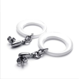 Elegante Vorm, Delicate Kleuren, Stabiele Kwaliteit Titanium Oorbellen