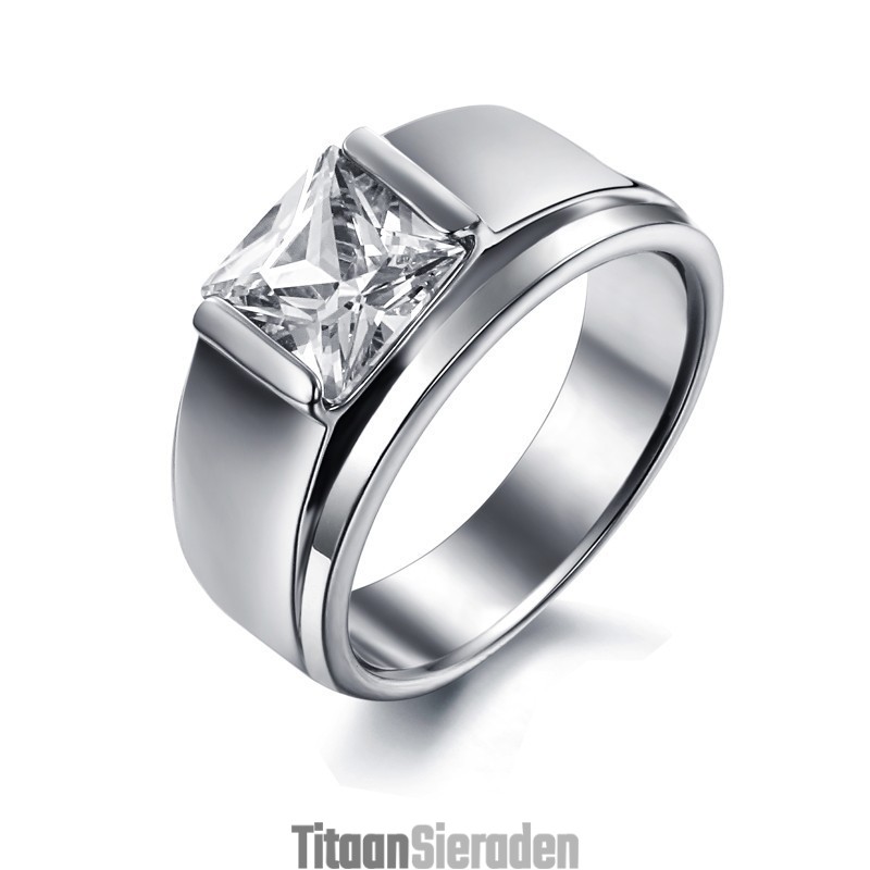 Om Te Genieten Van Een Hoge Reputatie In Binnen- En Buitenland: Een Vrouwelijke Titanium Ring Met Strass