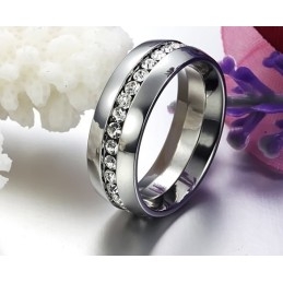 Om Warme Lof Van Klanten Te Krijgen: Een Titanium Ring Voor Mannen