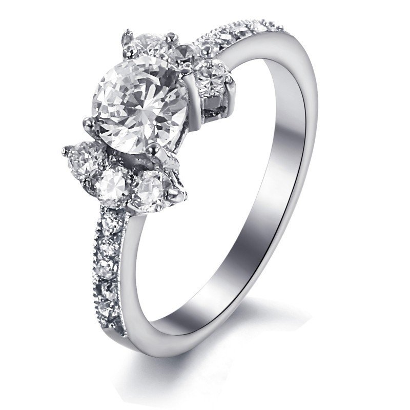 Grote Verscheidenheid Aan Dames Hart- En Pijlgeslepen Titanium Ring Met Strass Grote Verscheidenheid Aan Dames Hart- En Pijlgeslepen Titanium Ring Met Strass