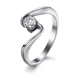 Wereldwijd Bekende Dames Titanium Ring Met Strass