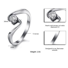 Wereldwijd Bekende Dames Titanium Ring Met Strass