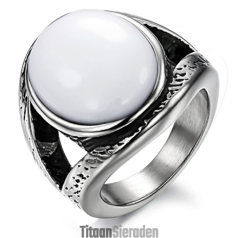 Duurzaam In Gebruik: Overdreven Smaragd Titanium Ring Duurzaam In Gebruik: Overdreven Smaragd Titanium Ring