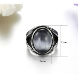 Duurzaam In Gebruik: Overdreven Smaragd Titanium Ring