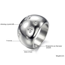 De Koningin Van De Kwaliteit: Overdreven Titanium Ring