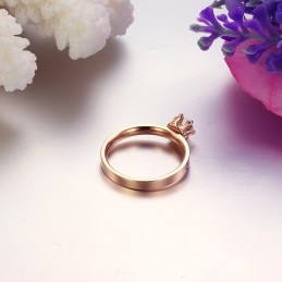 Kwaliteit En Kwantiteit Gegarandeerde Vrouwelijke Titanium Ring Met Strass