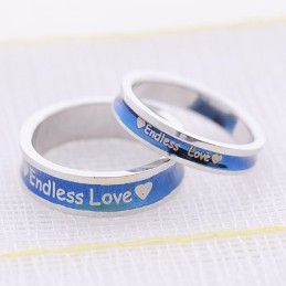 Eindeloze Liefdeskoppels Juiste Ring