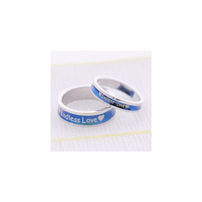 Eindeloze Liefdeskoppels Juiste Ring Eindeloze Liefdeskoppels Juiste Ring