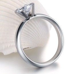 Duurzame Vrouwelijke Titanium Ring Met Strass