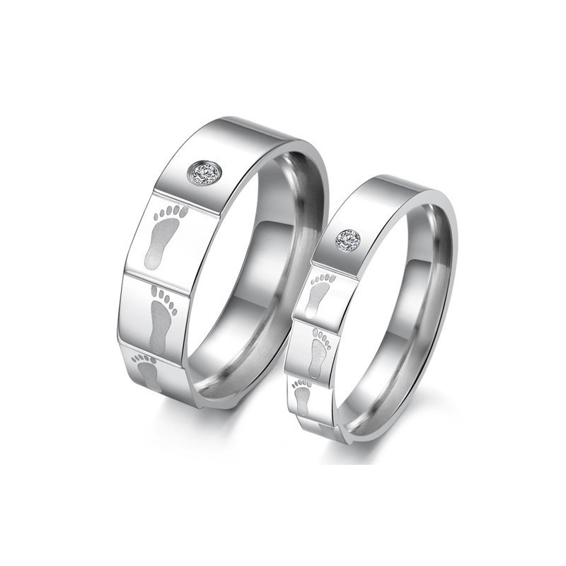 Hoogwaardige Gelaagde Titanium Ring Voor Geliefden Met Strass Hoogwaardige Gelaagde Titanium Ring Voor Geliefden Met Strass