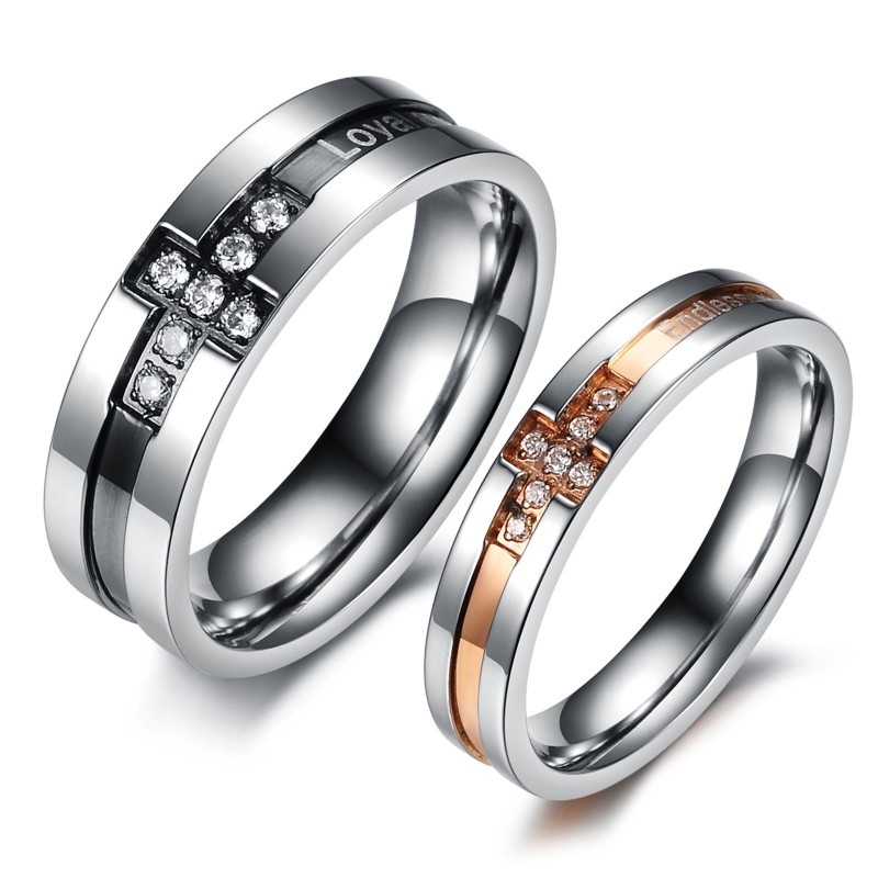 De King Of Quantity Cross Titanium Ring Voor Geliefden Met Strass De King Of Quantity Cross Titanium Ring Voor Geliefden Met Strass