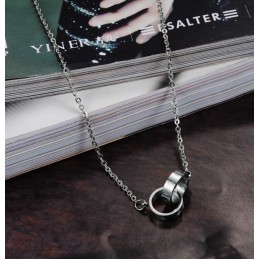Compleet In Specificaties Vrouwelijke Fase Ring Titanium Ketting
