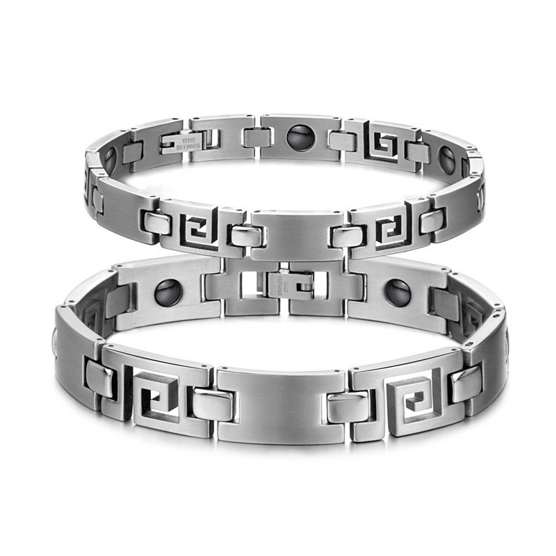 Gebruiksvriendelijke Klassieke Titanium Armband Voor Geliefden Gebruiksvriendelijke Klassieke Titanium Armband Voor Geliefden
