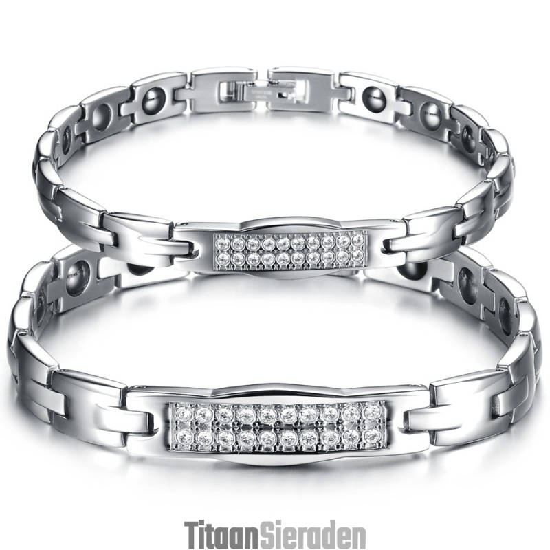De Koningin Van De Kwaliteit, Gezondheid, Titanium Magneetarmband Voor Geliefden Met Diamant De Koningin Van De Kwaliteit, Gezondheid, Titanium Magneetarmband Voor Geliefden Met Diamant