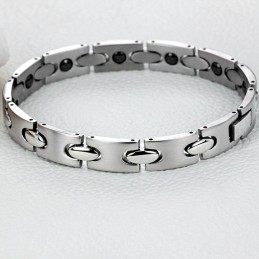 De Koningin Van De Kwaliteit: Titanium Armband Voor De Gezondheid
