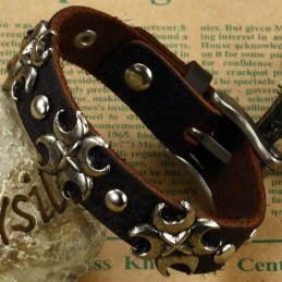 De Koningin Van De Kwaliteit: Een Cross-Titanium Leren Armband