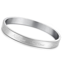 De Koningin Van De Kwaliteit: Een Titanium Armband Voor Geliefden