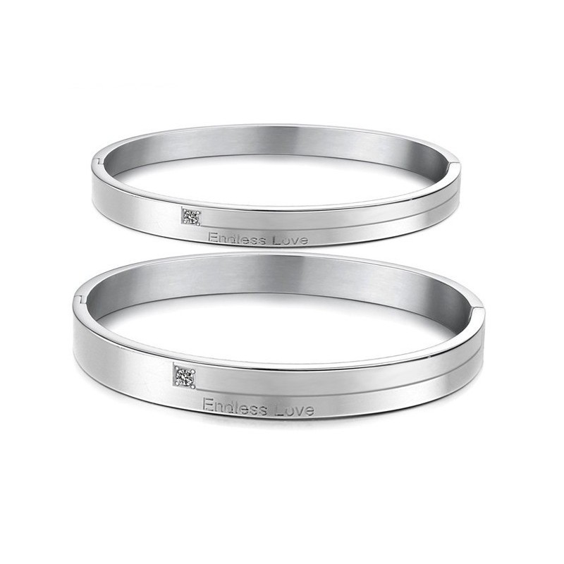 Uitstekende Kwaliteit Beknopte Titanium Armband Voor Geliefden Met Strass Uitstekende Kwaliteit Beknopte Titanium Armband Voor Geliefden Met Strass