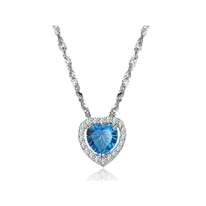 Hoogwaardige Vrouwelijke Sweetheart Platina Titanium Ketting Met Strass Hoogwaardige Vrouwelijke Sweetheart Platina Titanium Ketting Met Strass