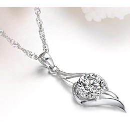 Kwaliteit En Kwantiteit Gegarandeerde Vrouwelijke Platina Titanium Ketting Met Diamant