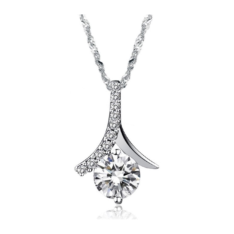 Uitstekende Kwaliteit Vrouwelijke Platina Titanium Ketting Met Diamant Uitstekende Kwaliteit Vrouwelijke Platina Titanium Ketting Met Diamant