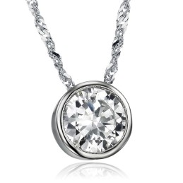 Om Een Lang Verhaal Te Hebben: Een Platina-Geplateerde Titanium Ketting Met Strasssteentjes Voor Dames