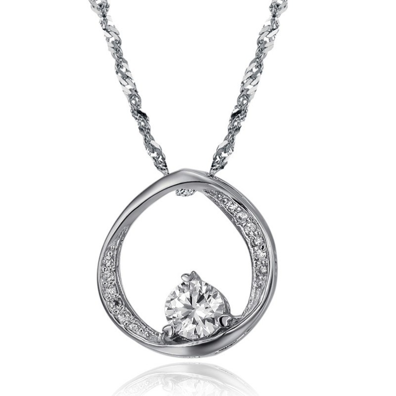 Stabiele Kwaliteit Vrouwelijke Beknopte Platina Plating Titanium Ketting Stabiele Kwaliteit Vrouwelijke Beknopte Platina Plating Titanium Ketting