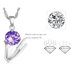 Breed Scala Aan Vrouwelijke Paarse Platina Titanium Ketting Met Diamant