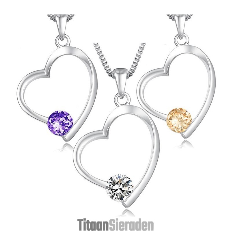 Breed Scala Aan Vrouwelijke Platina Titanium Ketting Met Diamant Breed Scala Aan Vrouwelijke Platina Titanium Ketting Met Diamant