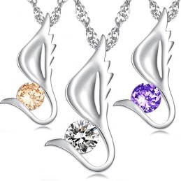 De Koningin Van Kwaliteit Vrouwelijke Vleugelvorm Platina Titanium Ketting Met Diamant