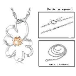 Breed Scala Aan Vrouwelijke Paarse Platina Titanium Ketting Met Diamant