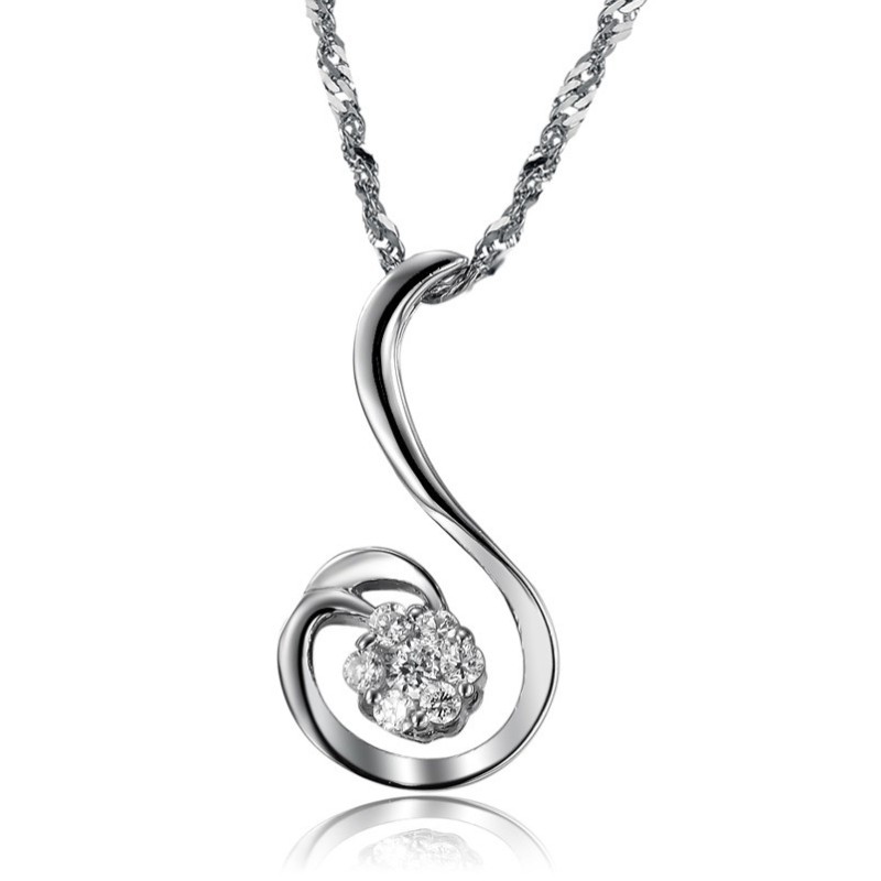 Hoogwaardige Vrouwelijke Phoenix-Vormige Platina Titanium Ketting Hoogwaardige Vrouwelijke Phoenix-Vormige Platina Titanium Ketting