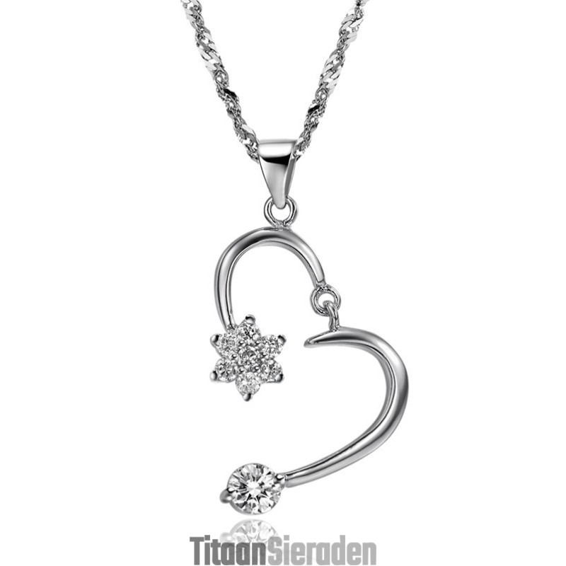 Kwaliteit En Kwantiteit Gegarandeerde Vrouwelijke Platina Titanium Ketting Met Strass Kwaliteit En Kwantiteit Gegarandeerde Vrouwelijke Platina Titanium Ketting Met Strass
