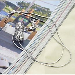 Compleet In Specificaties Vrouwelijke Holle Bolvorm Platina Geplateerde Titanium Enkelband