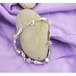 Kwaliteit En Kwantiteit Gegarandeerde Vrouwelijke Platina Titanium Armband Met Diamant
