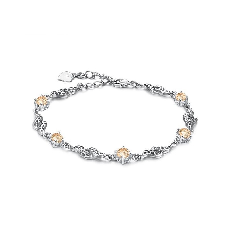 Hoogwaardige Vrouwelijke Holle Platina Platina Titanium Armband Met Diamant