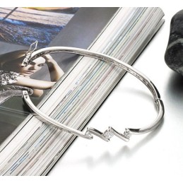 Kwaliteit En Kwantiteit Gegarandeerd. Allergievrije Platina Plating Titanium Armband Voor Dames Met Strass.