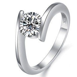Betrouwbare, Vrouwelijke Platina Titanium Ring Met Strass