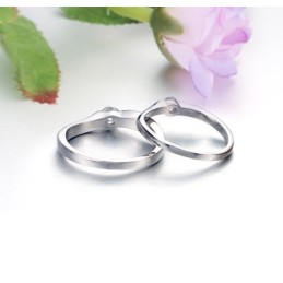 Kwaliteit En Kwantiteit Gegarandeerde Platina Plating Titanium Ring Voor Geliefden Met Strass