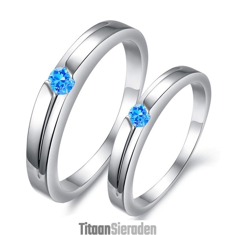 Uitstekende Kwaliteit Blauwe Platina Titanium Ring Voor Geliefden Met Strass Uitstekende Kwaliteit Blauwe Platina Titanium Ring Voor Geliefden Met Strass