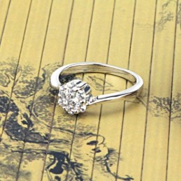 Kwaliteit En Kwantiteit Gegarandeerde Vrouwelijke Platina Titanium Ring Met Strass