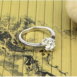 Kwaliteit En Kwantiteit Gegarandeerde Vrouwelijke Platina Titanium Ring Met Strass