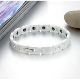 Kwaliteit En Kwantiteit Gegarandeerd: Witte Wolfraam Keramische Armband Met Strass