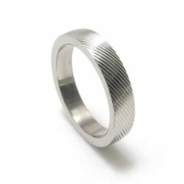 Kruiskorrelige 4 Mm Titanium Ring
