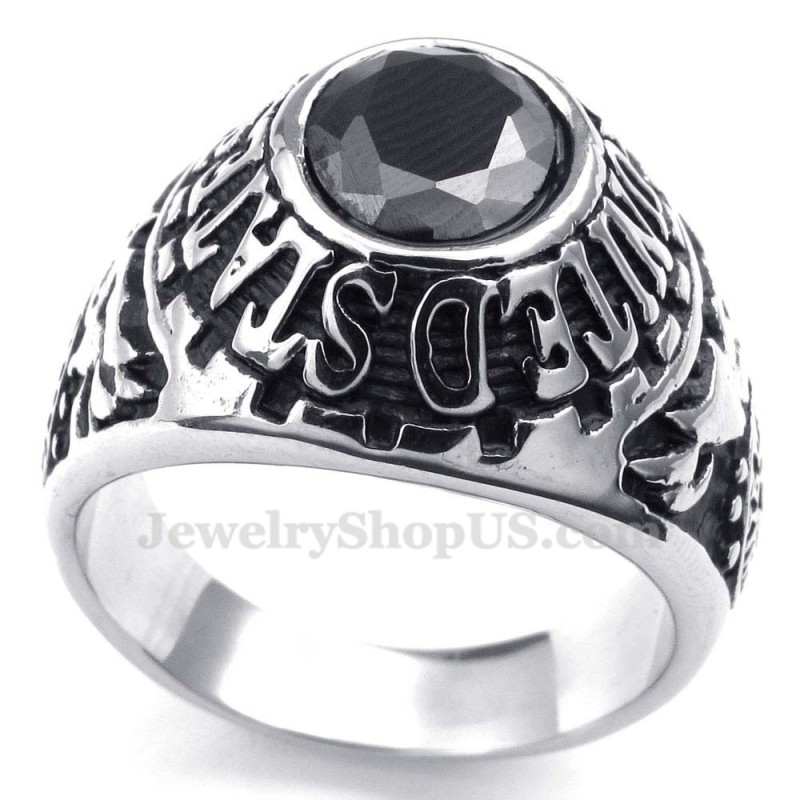 Titanium Ring Ingelegd Met Zwarte Zirkoon Titanium Ring Ingelegd Met Zwarte Zirkoon