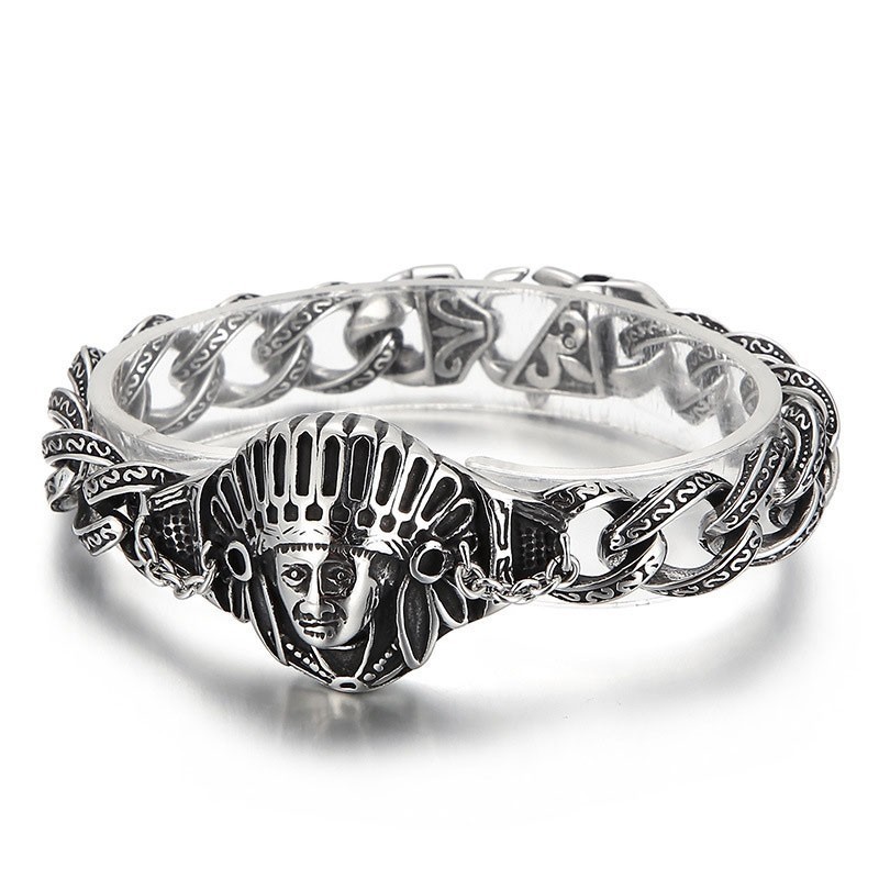 Nieuwe Casting Jewelry Retro Cool Chief Patroon Titanium Herenarmband