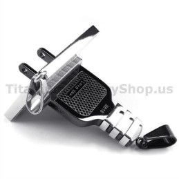 Titanium Hangers Voor Liefhebbers Van Stopcontacten En Stekkers - Gratis Kettingen