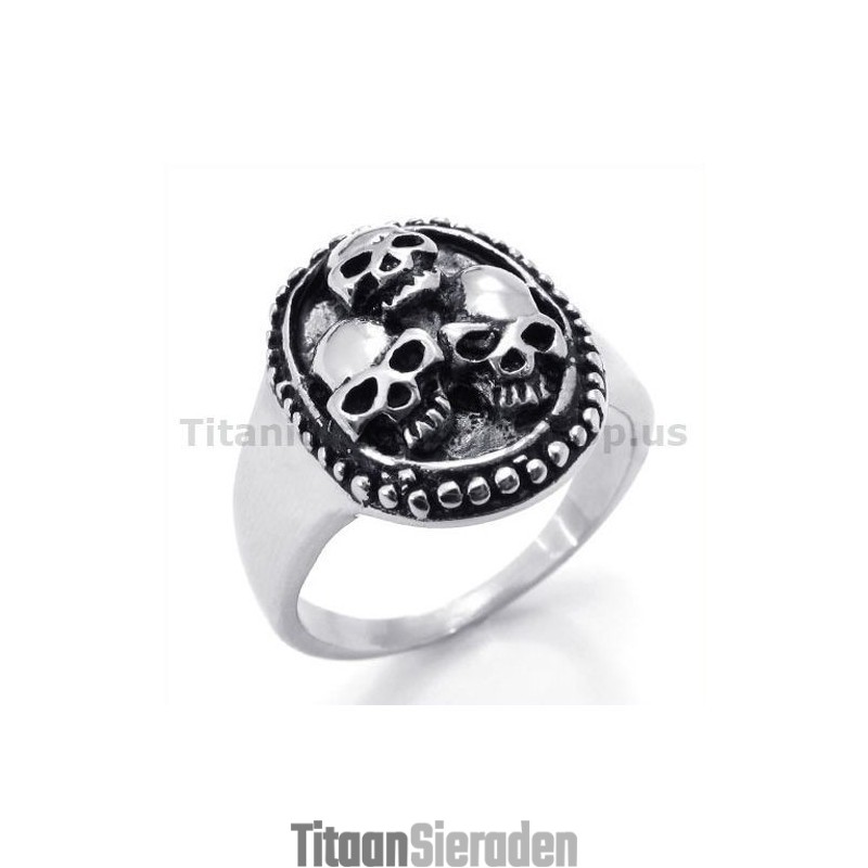Drie Schedel Titanium Ring Drie Schedel Titanium Ring