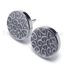 Gegraveerde Zilveren Titanium Oorbellen